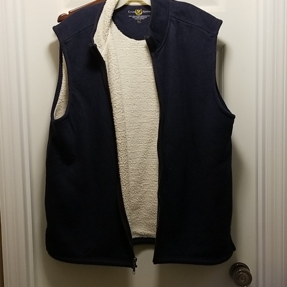 Men's fleece vest - Picture 2 of 3